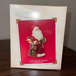 2003 Vintage Gifts For Everyone Hallmark Ornament